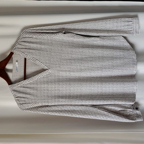 Printed V-Neck Blouse EUC - Picture 1 of 5